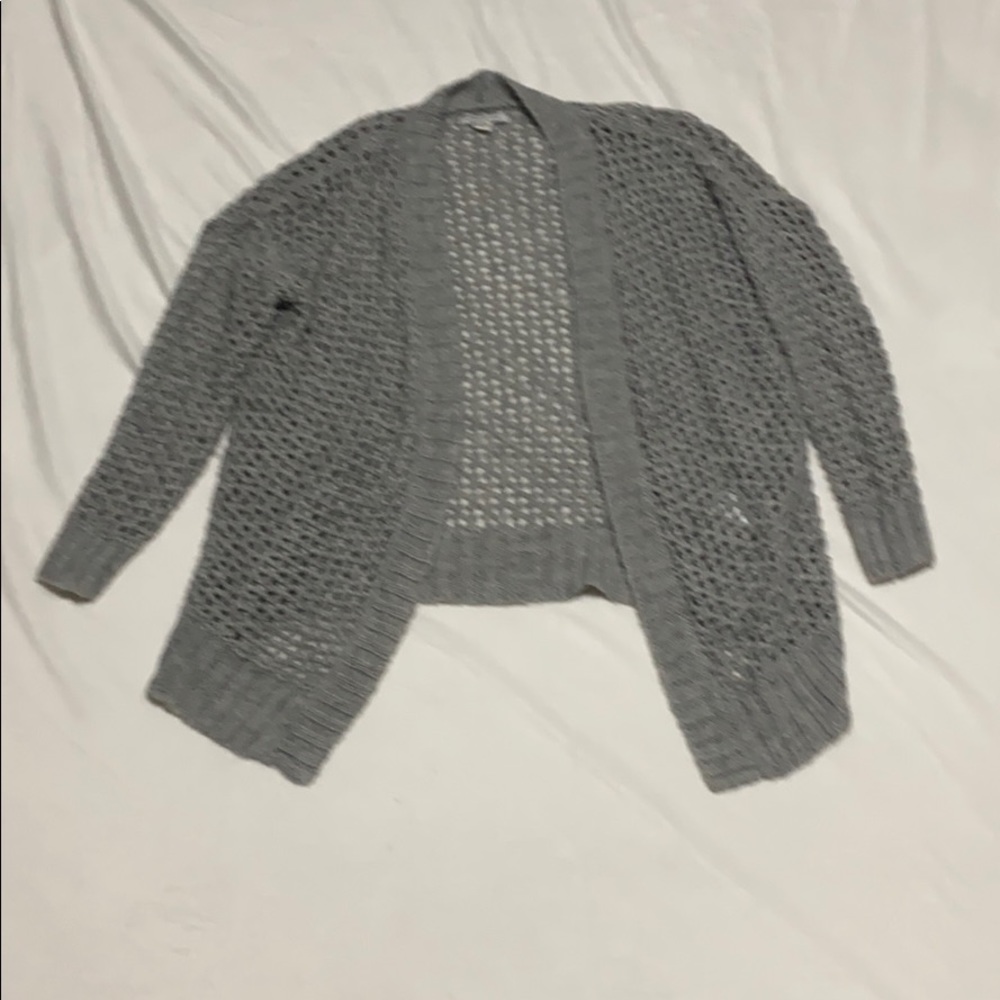Gray shrug/cardigan